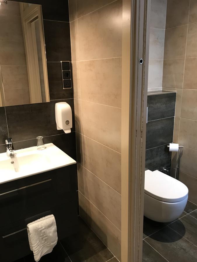 Apartamentos Apolo Madrid Eksteriør billede
